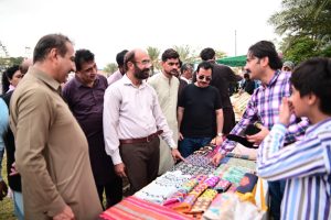 450000075_899986872164871_3781678149396500405_n